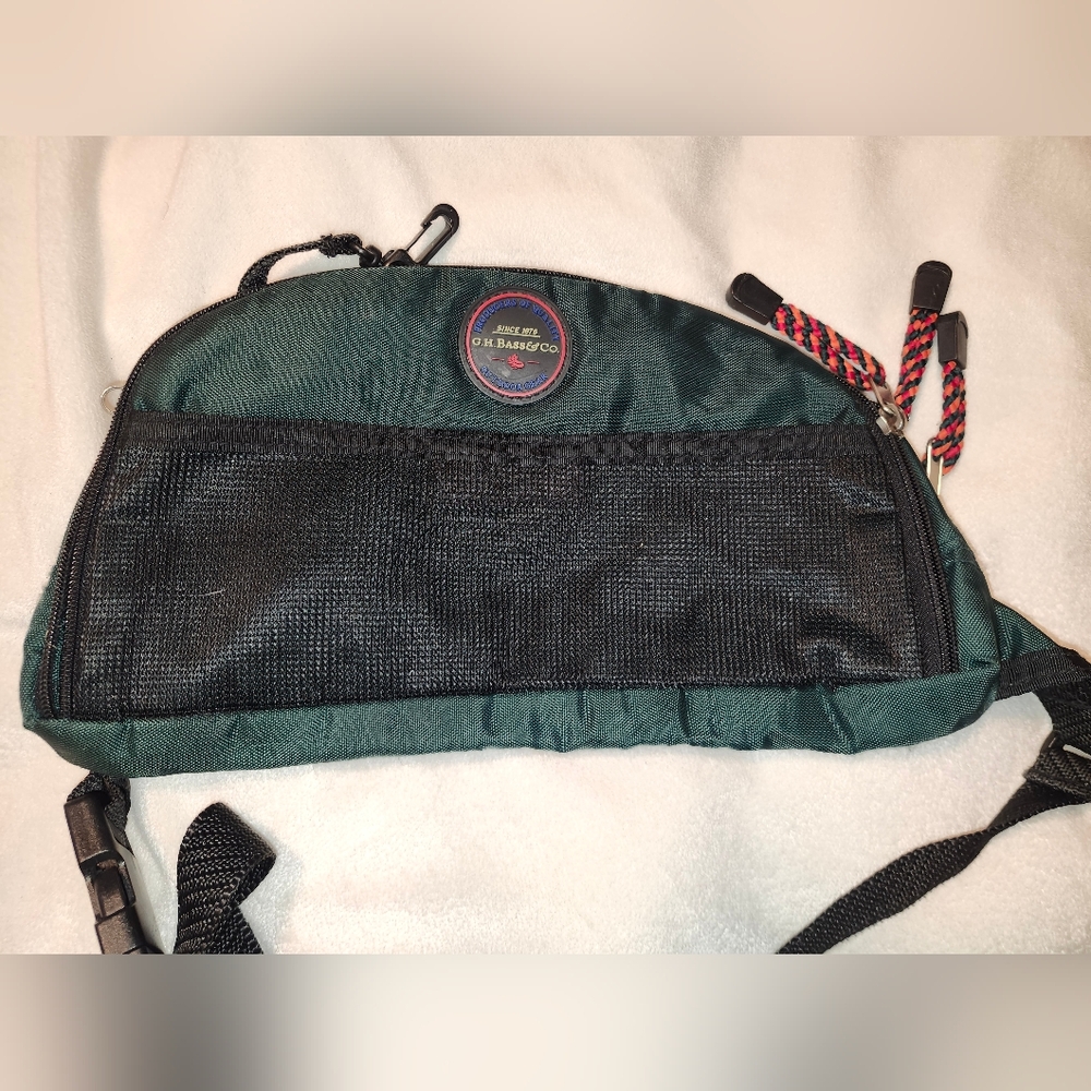 GH Bass &Co Green and Black Crossbody Organizer Bag